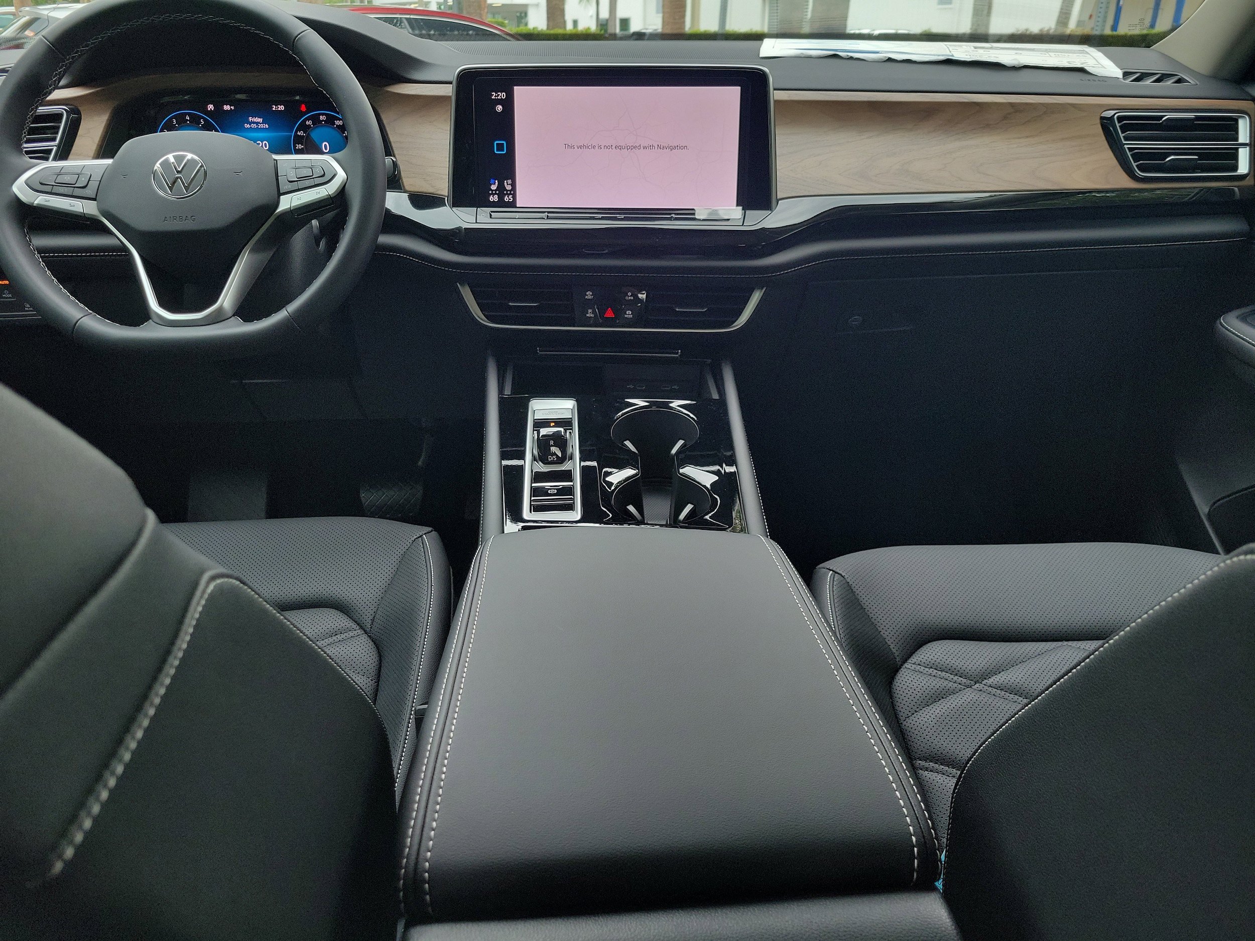 New 2026 Volkswagen Atlas SE FWD image 14