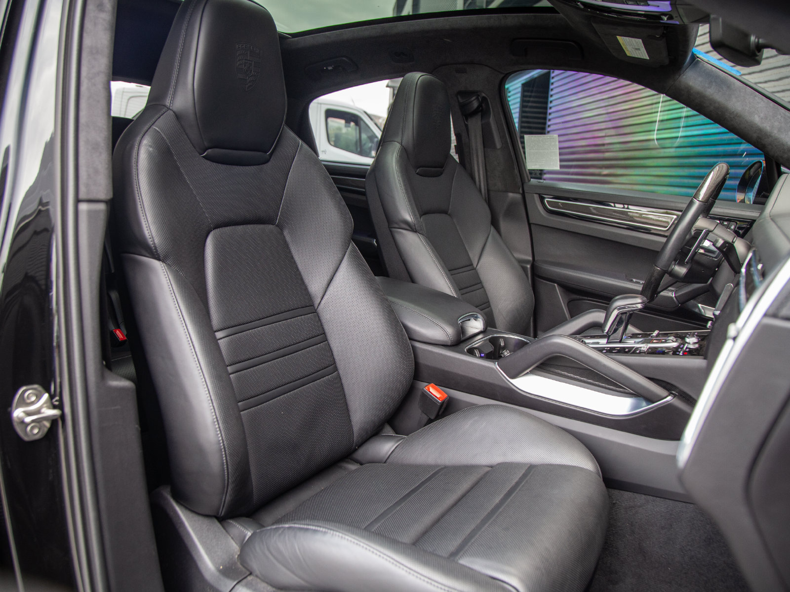 Certified 2023 Porsche Cayenne Turbo AWD/4WD image 27