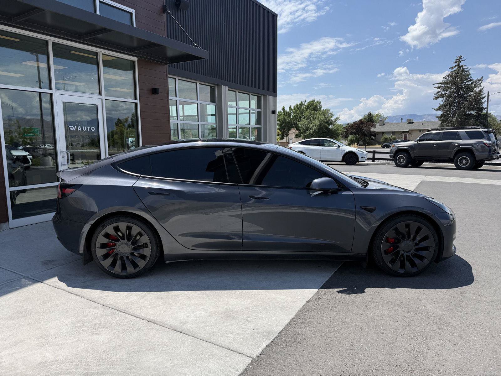 Used 2021 Tesla Model 3 Performance AWD/4WD image 9
