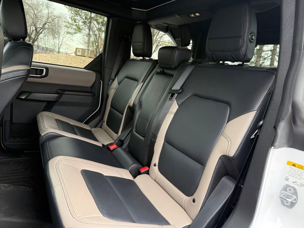 Used 2024 Ford Bronco Wildtrak image 15