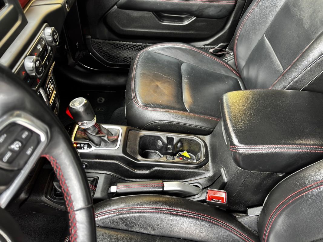 Used 2018 Jeep Wrangler Unlimited Rubicon w/ Safety Group image 27