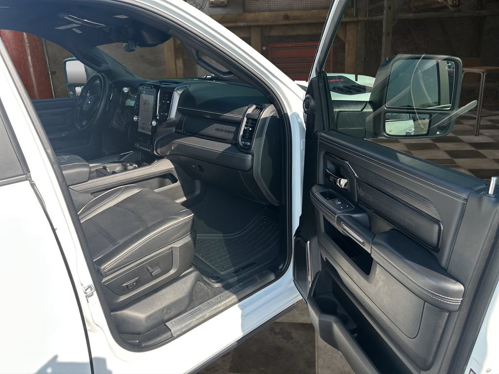Used 2023 RAM 2500 Limited AWD/4WD image 20