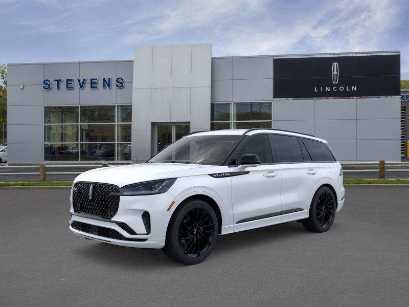 New 2025 Lincoln Aviator Reserve w/ Luxury Package AWD/4WD image 2