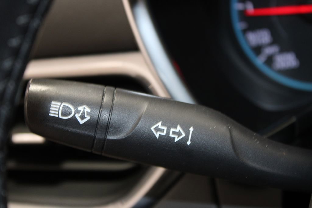 Used 2018 Chevrolet Equinox LT AWD/4WD image 18