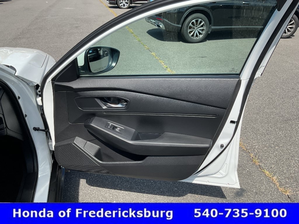 Certified 2023 Honda Accord LX image 17