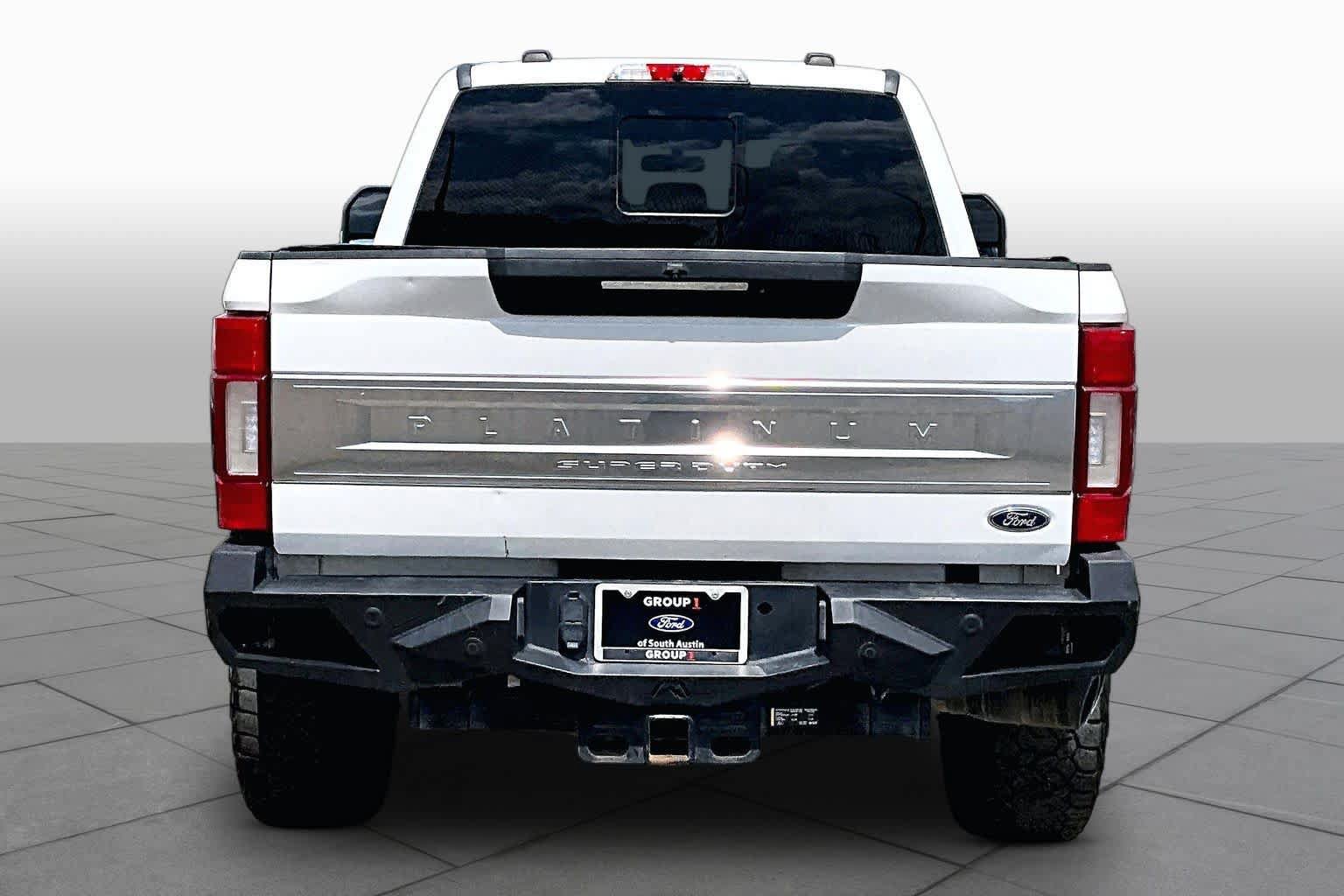 Used 2021 Ford F250 Platinum w/ FX4 Off-Road Package AWD/4WD image 5