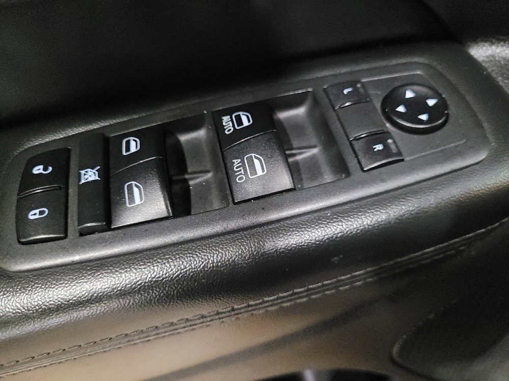Used 2019 Jeep Grand Cherokee Limited X image 27