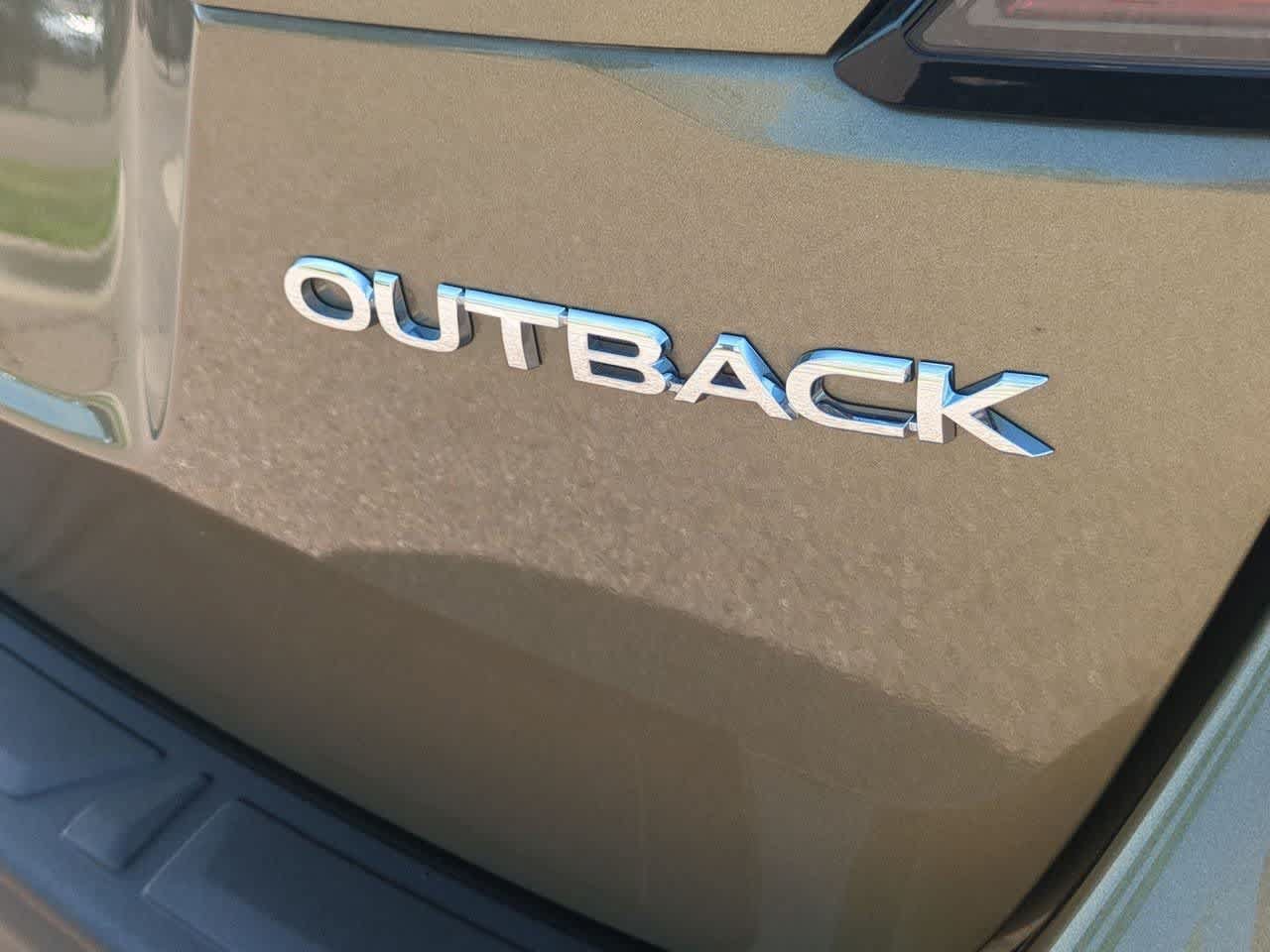 Certified 2025 Subaru Outback Premium w/ Popular Package #1A AWD/4WD image 12