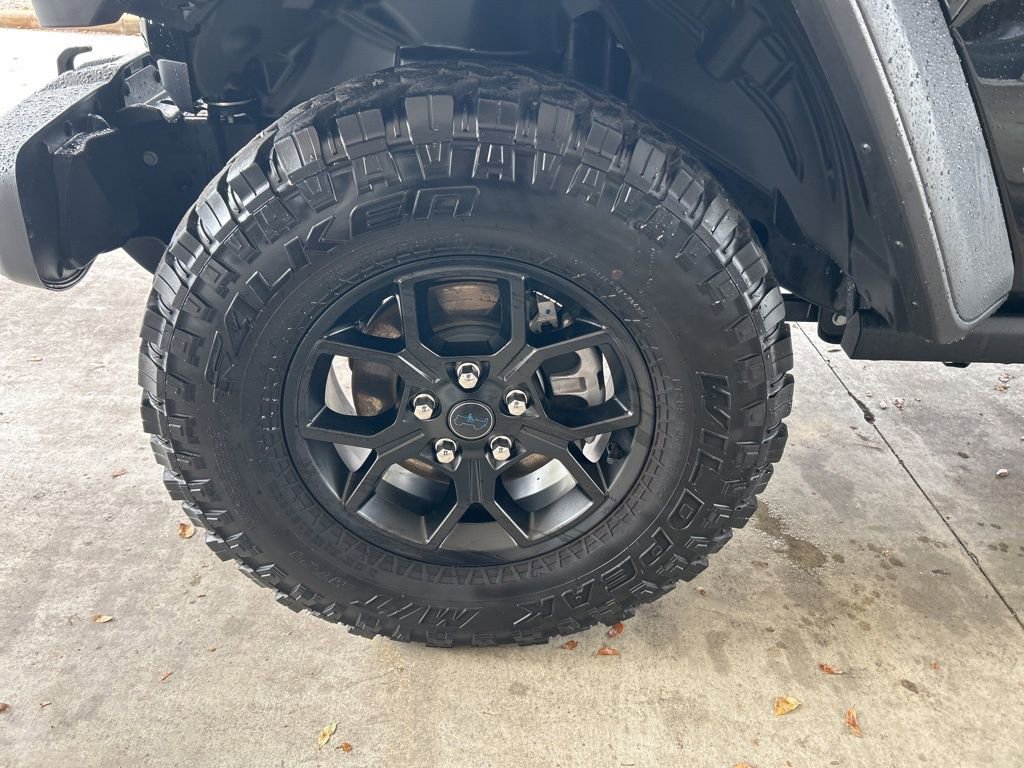 Used 2025 Jeep Wrangler Willys 4xe image 14