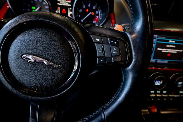 Used 2014 Jaguar F-TYPE S image 39