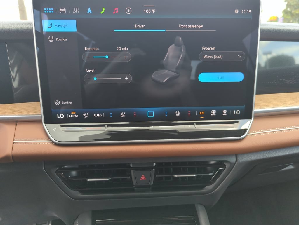 New 2026 Volkswagen Tiguan SEL R-Line AWD/4WD image 38