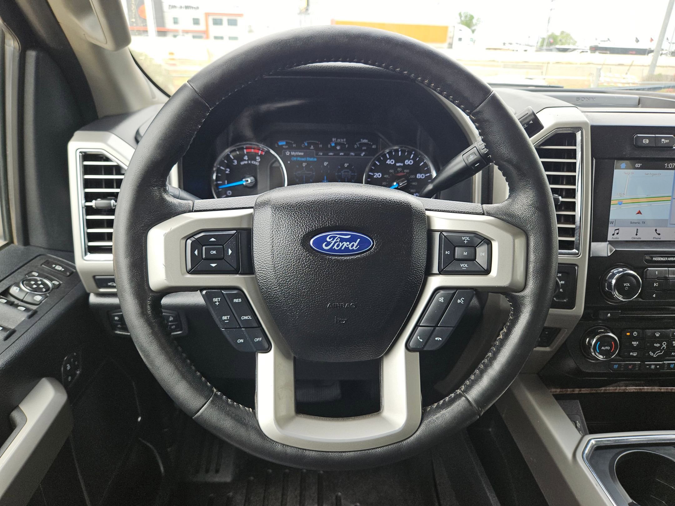 Used 2017 Ford F250 Lariat w/ Lariat Ultimate Package AWD/4WD image 20