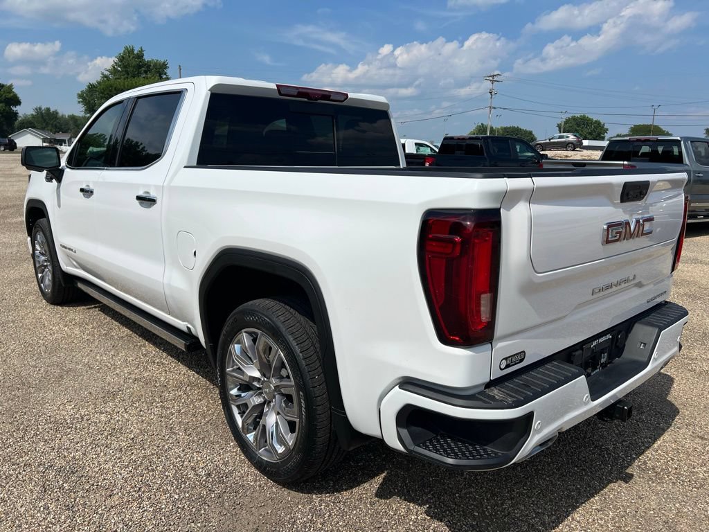 Used 2023 GMC Sierra 1500 Denali w/ Denali Reserve Package AWD/4WD image 5