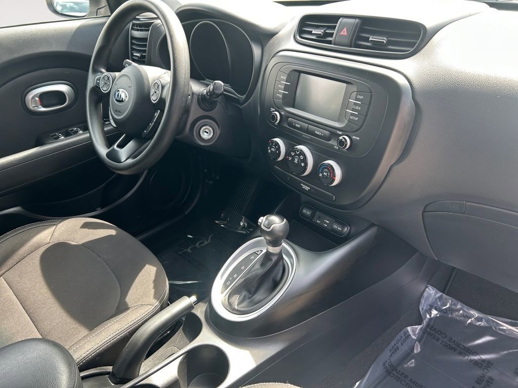 Used 2019 Kia Soul FWD image 27