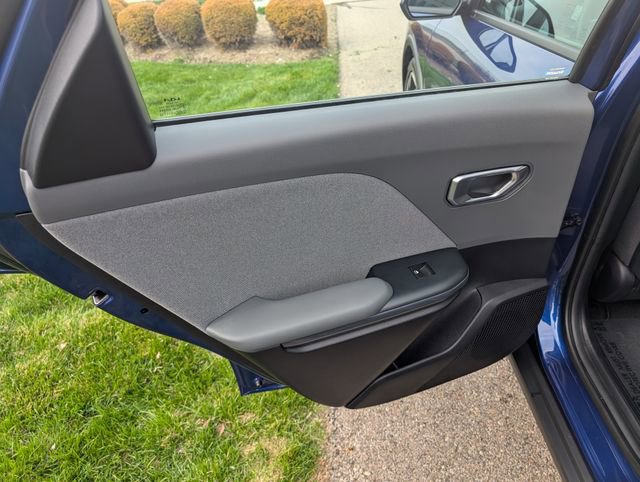 Used 2025 Kia K4 EX image 12