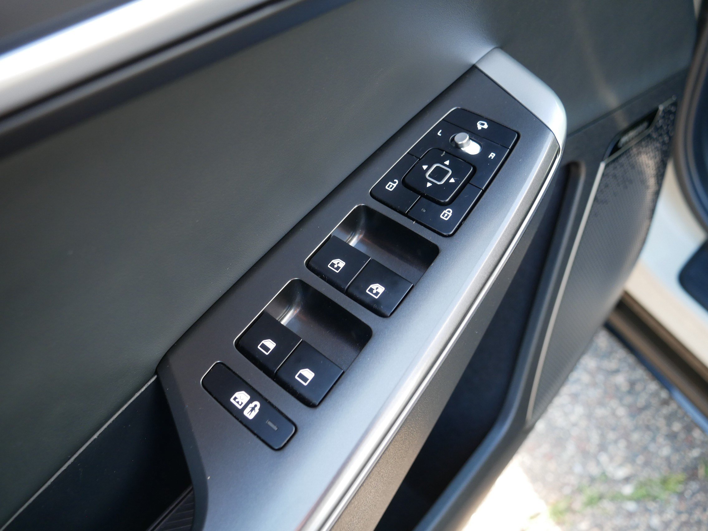 Certified 2022 Kia EV6 Wind AWD/4WD image 19