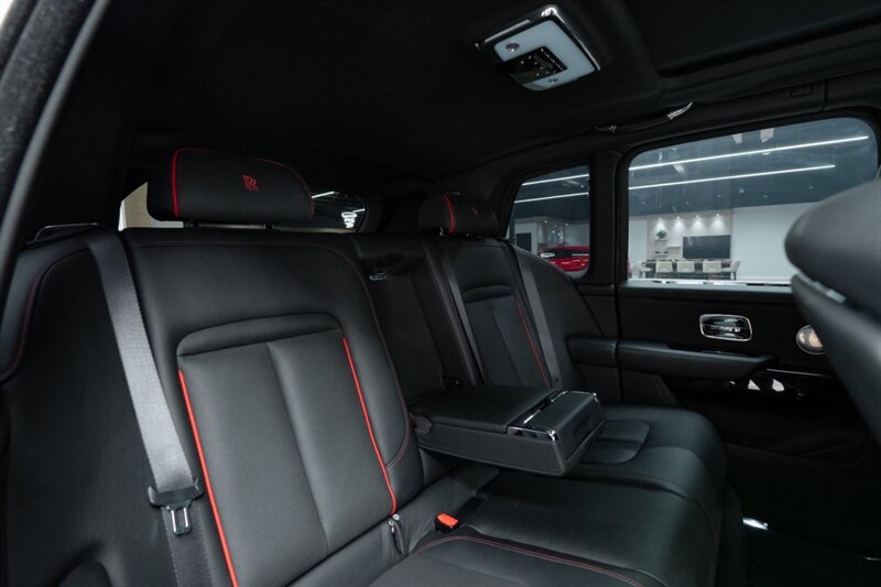 Used 2020 Rolls-Royce Cullinan image 34