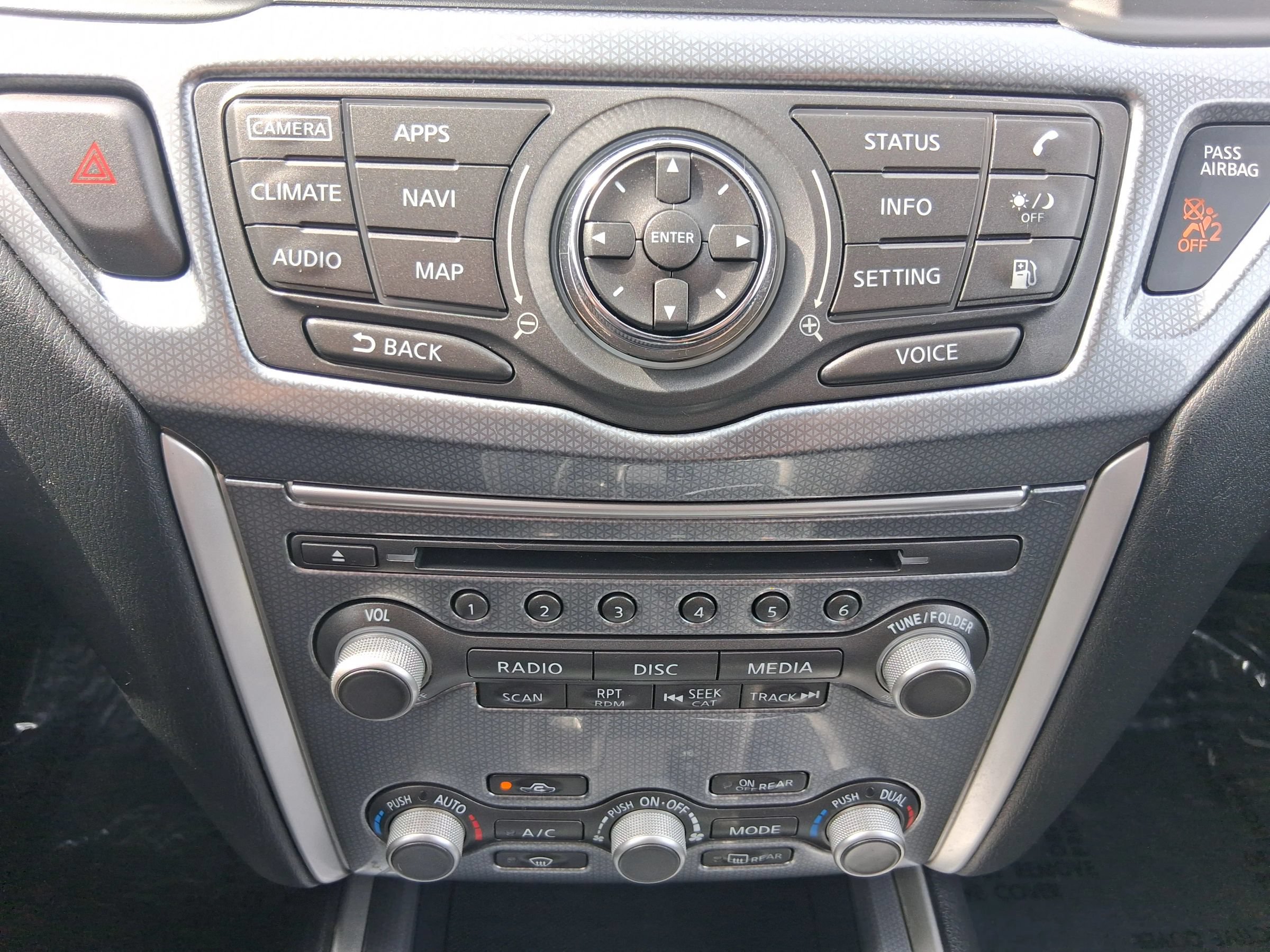 Used 2018 Nissan Pathfinder SL w/ Cargo Package AWD/4WD image 23