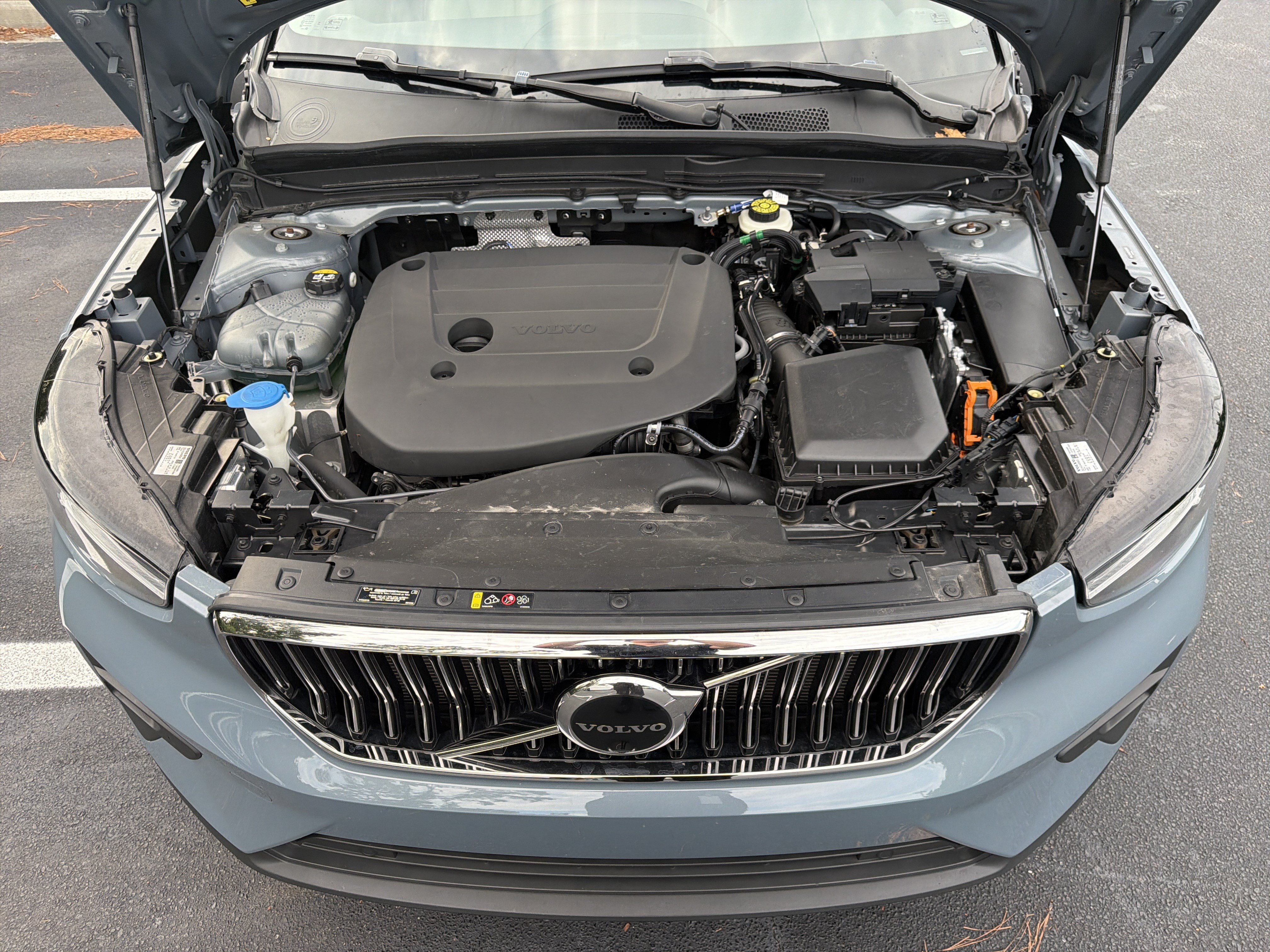 Certified 2023 Volvo XC40 B5 Plus w/ Protection Package Premier AWD/4WD image 36