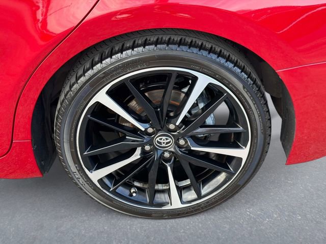 Used 2019 Toyota Camry XSE image 10