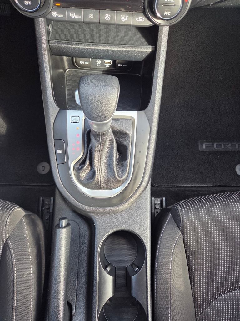Used 2019 Kia Forte LXS image 17
