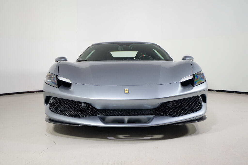 Used 2024 Ferrari 296 GTB RWD image 3