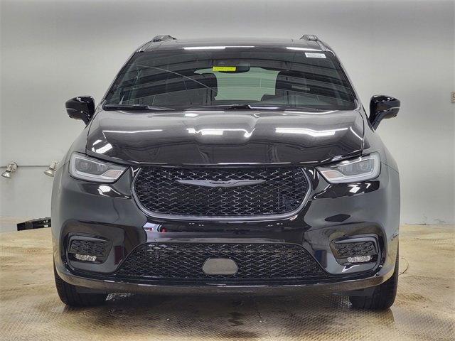 New 2026 Chrysler Pacifica Limited w/ S Appearance Package image 10
