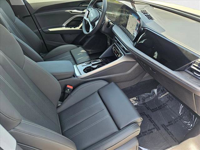 New 2025 Audi Q5 Premium Plus image 16