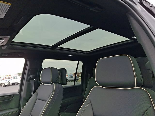New 2026 GMC Yukon XL Elevation w/ Elevation Premium Package AWD/4WD image 10