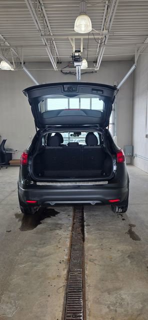 Used 2019 Nissan Rogue Sport SV w/ Technology Package image 5