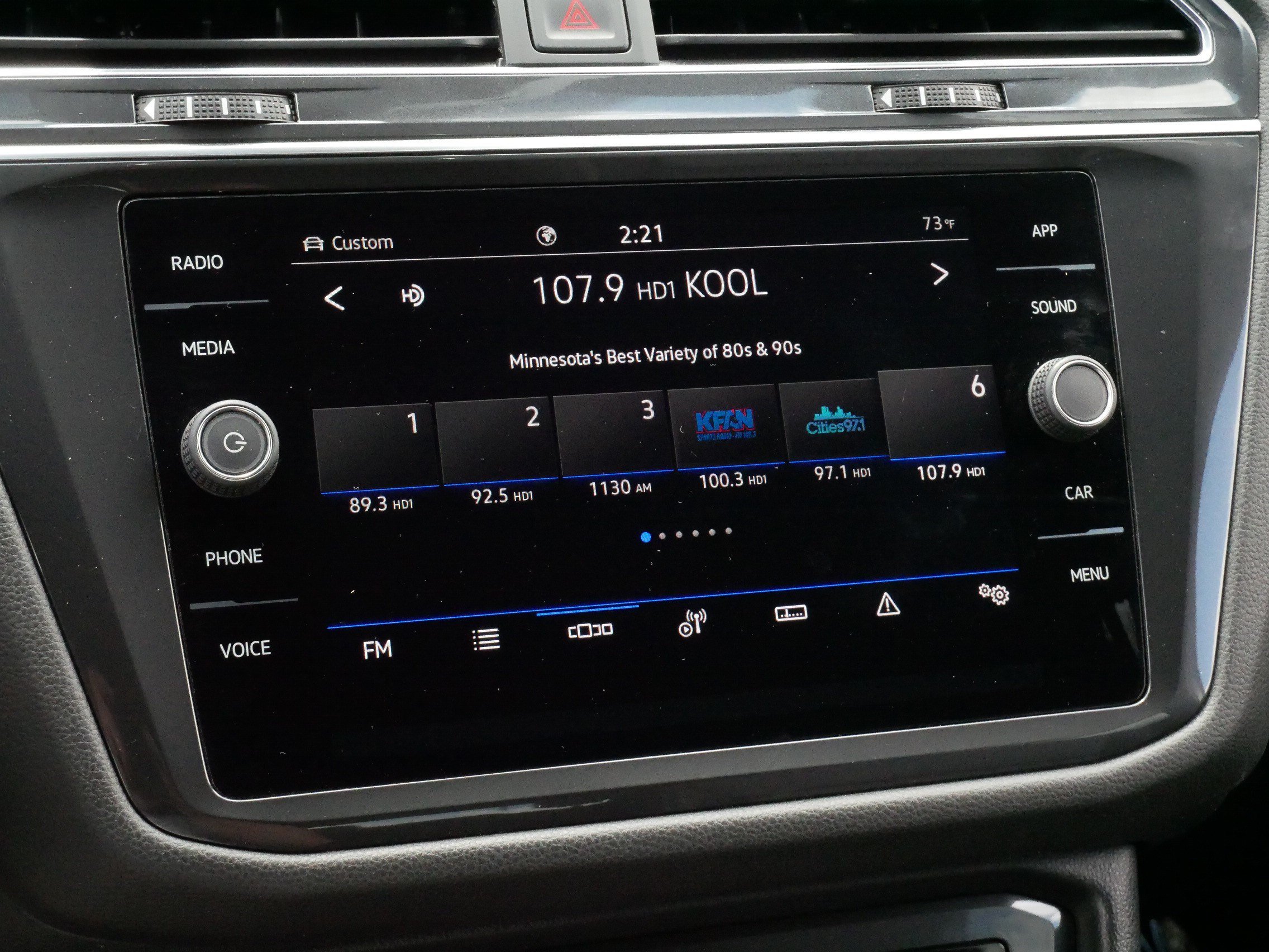 Certified 2022 Volkswagen Tiguan SE R-Line AWD/4WD image 22