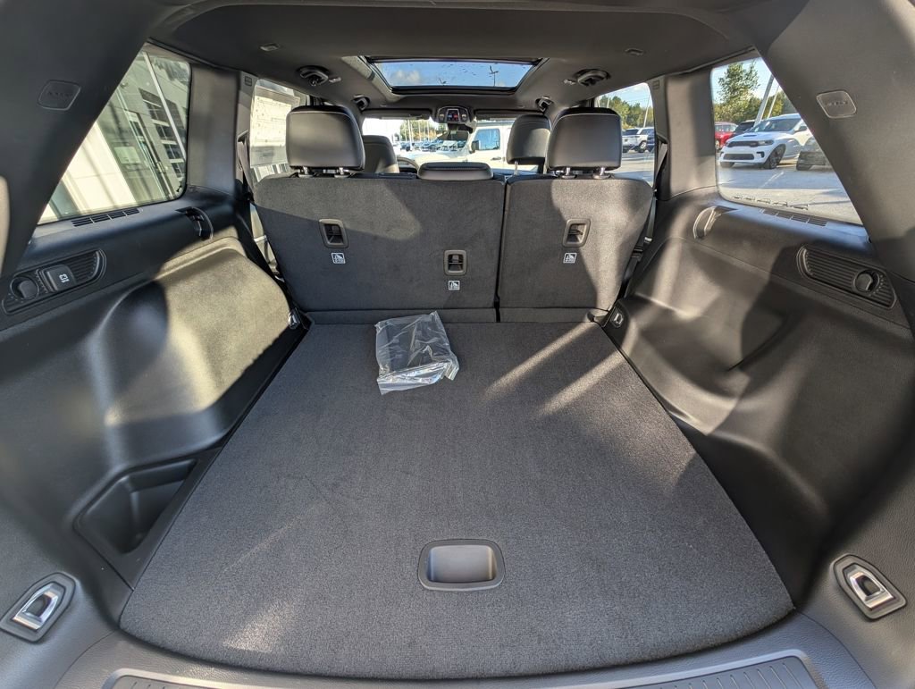 New 2025 Jeep Grand Cherokee Limited image 11