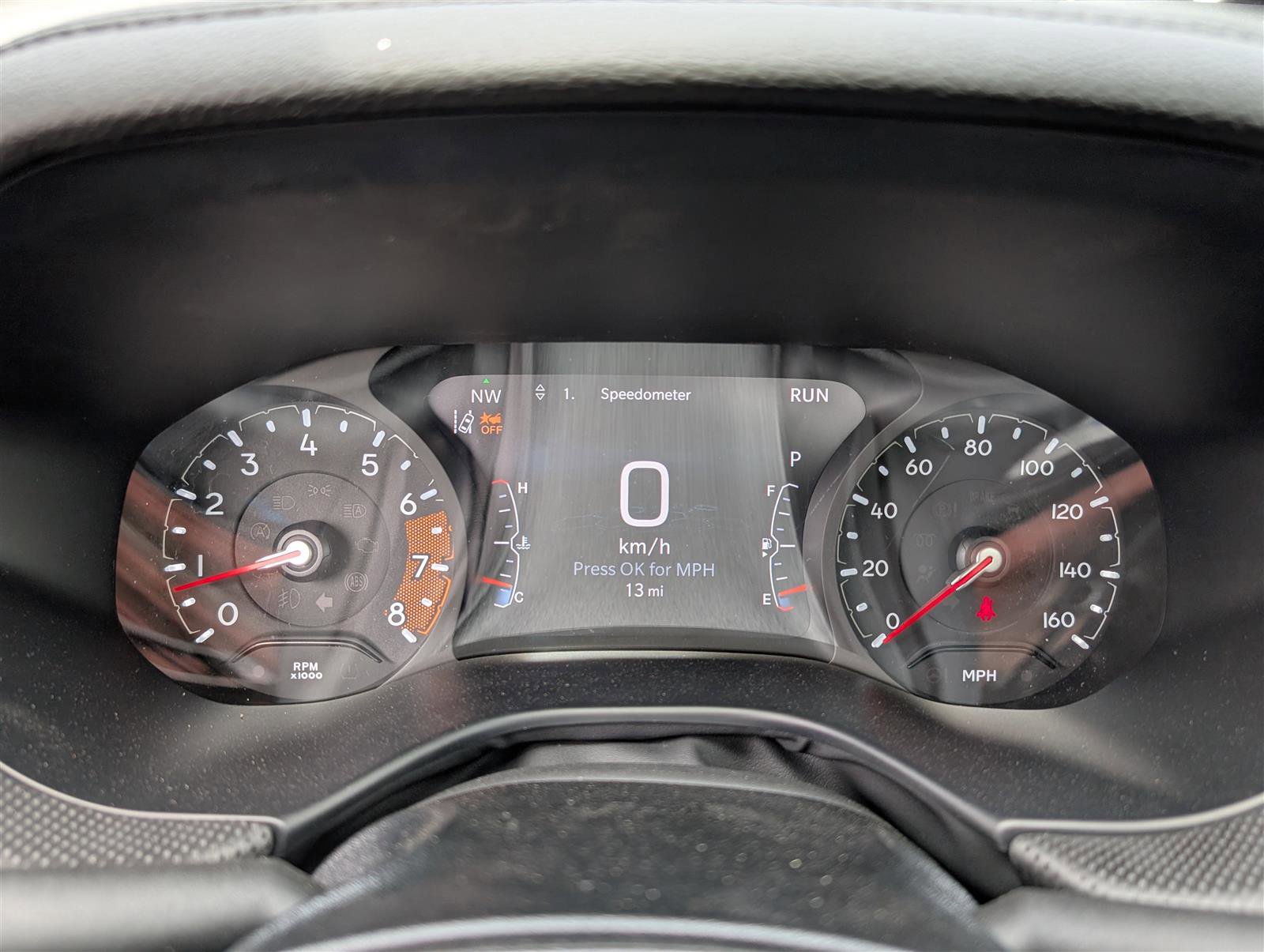 New 2025 Jeep Compass Latitude w/ Sun & Sound Group AWD/4WD image 24