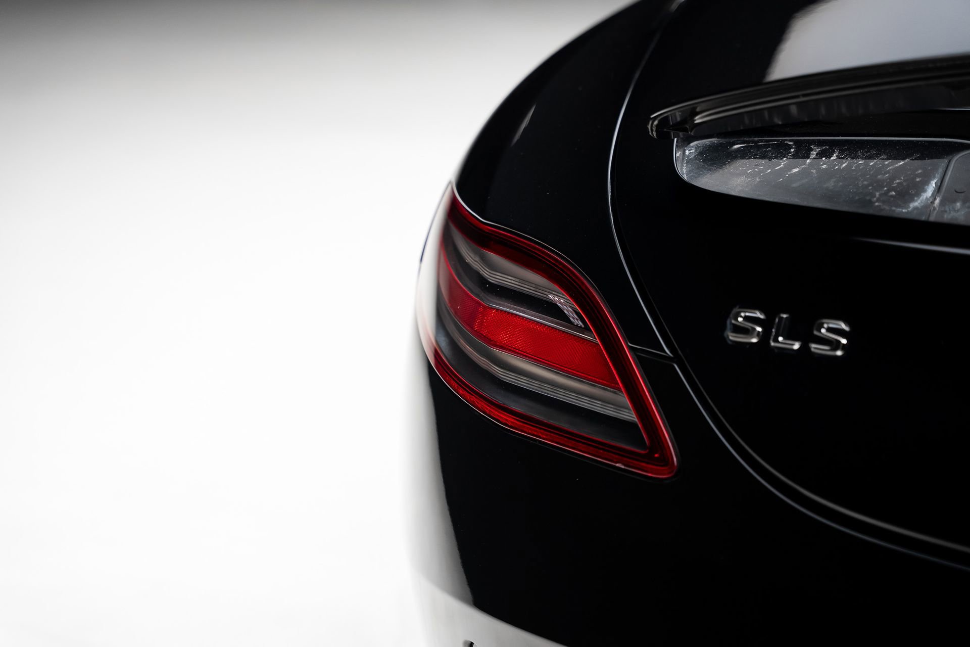 Used 2012 Mercedes-Benz SLS AMG Roadster image 31