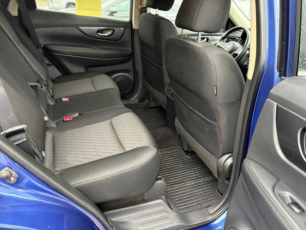 Used 2017 Nissan Rogue S w/ S Appearance Package image 19