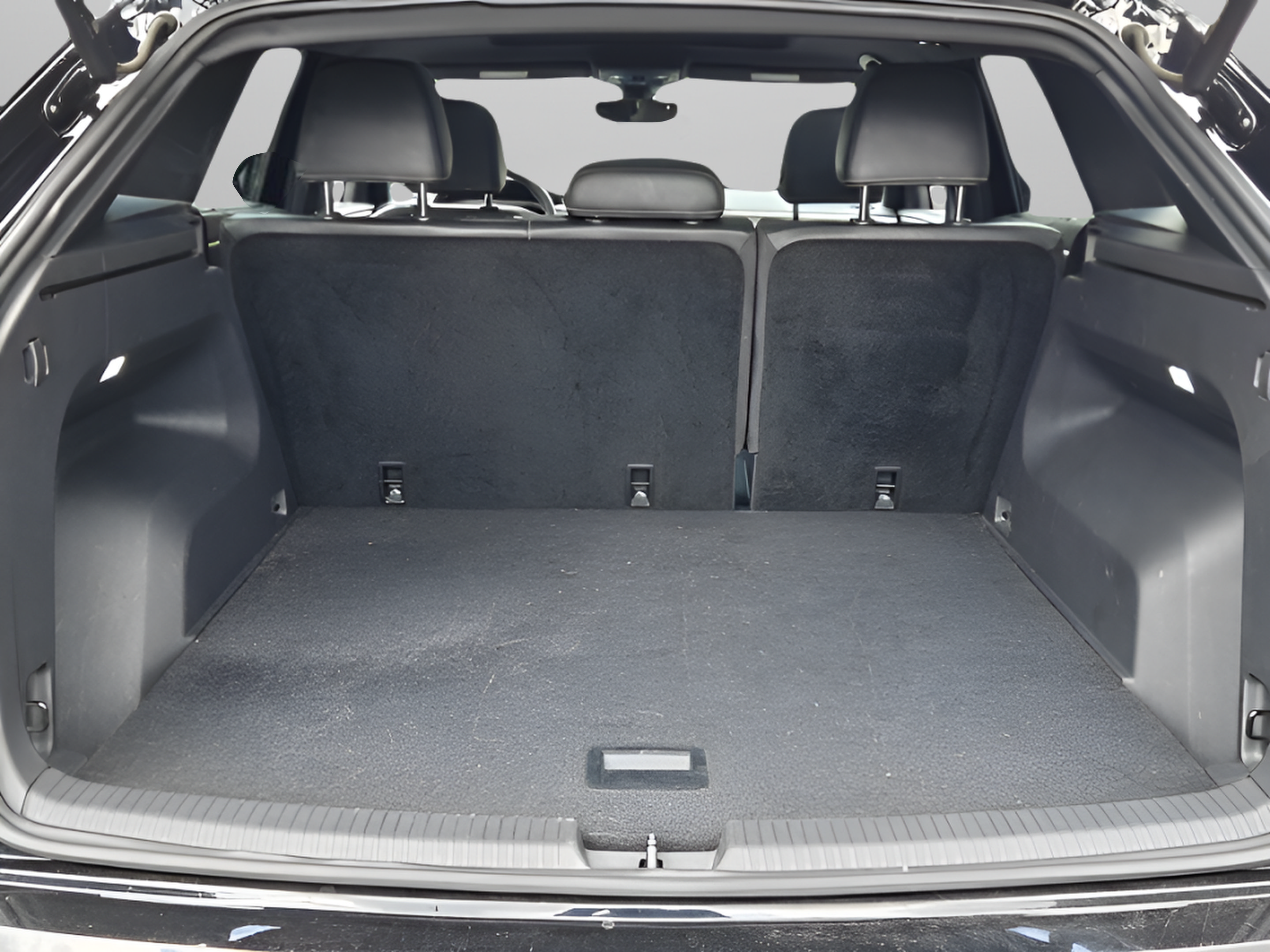 Used 2024 Volkswagen Atlas Cross Sport SE w/ Panoramic Sunroof Package FWD image 25