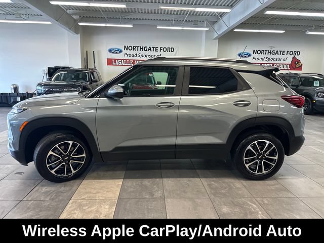 Used 2024 Chevrolet TrailBlazer LT w/ LT Cold Weather Package AWD/4WD image 15