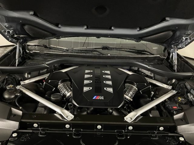 Certified 2025 BMW X7 M60i AWD/4WD image 46