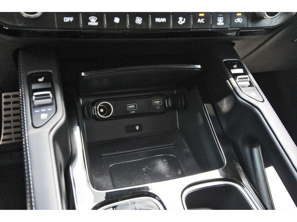 Used 2022 Kia Telluride SX w/ Nightfall Edition Package AWD/4WD image 28
