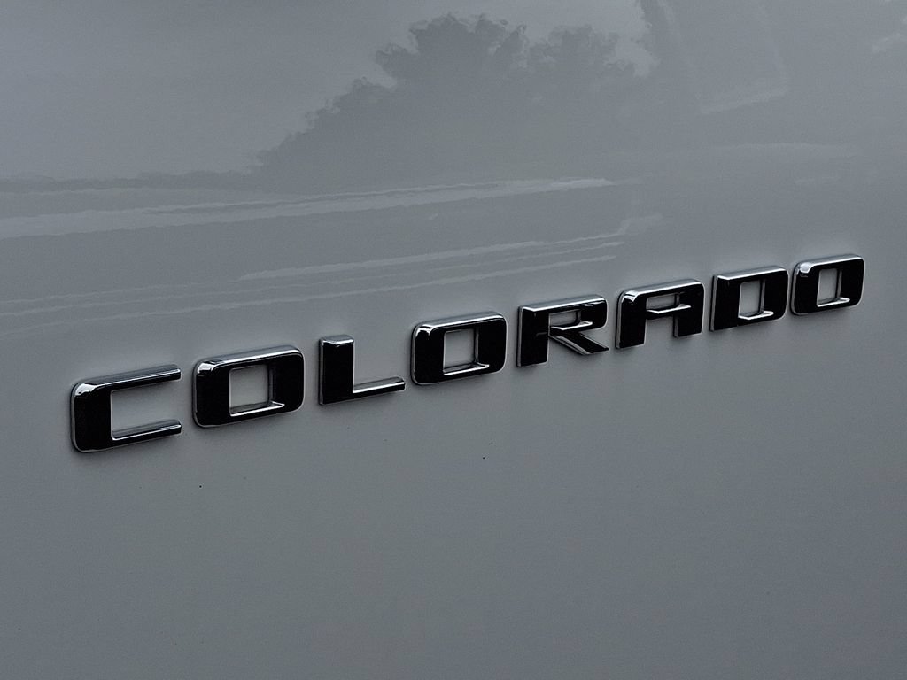 Used 2024 Chevrolet Colorado LT w/ LT Convenience Package AWD/4WD image 31