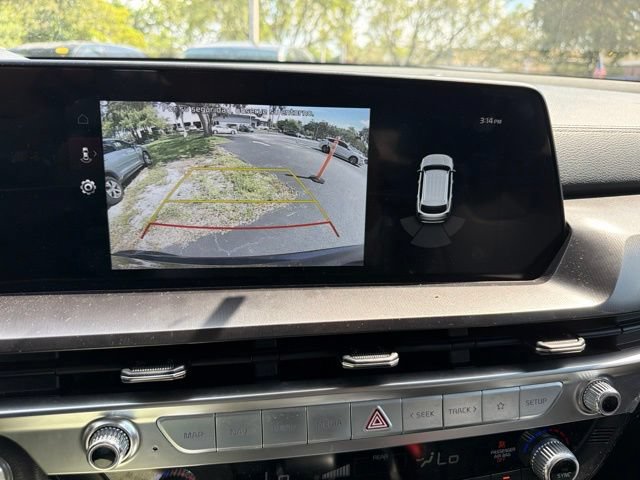 Used 2025 Kia Telluride S FWD image 17