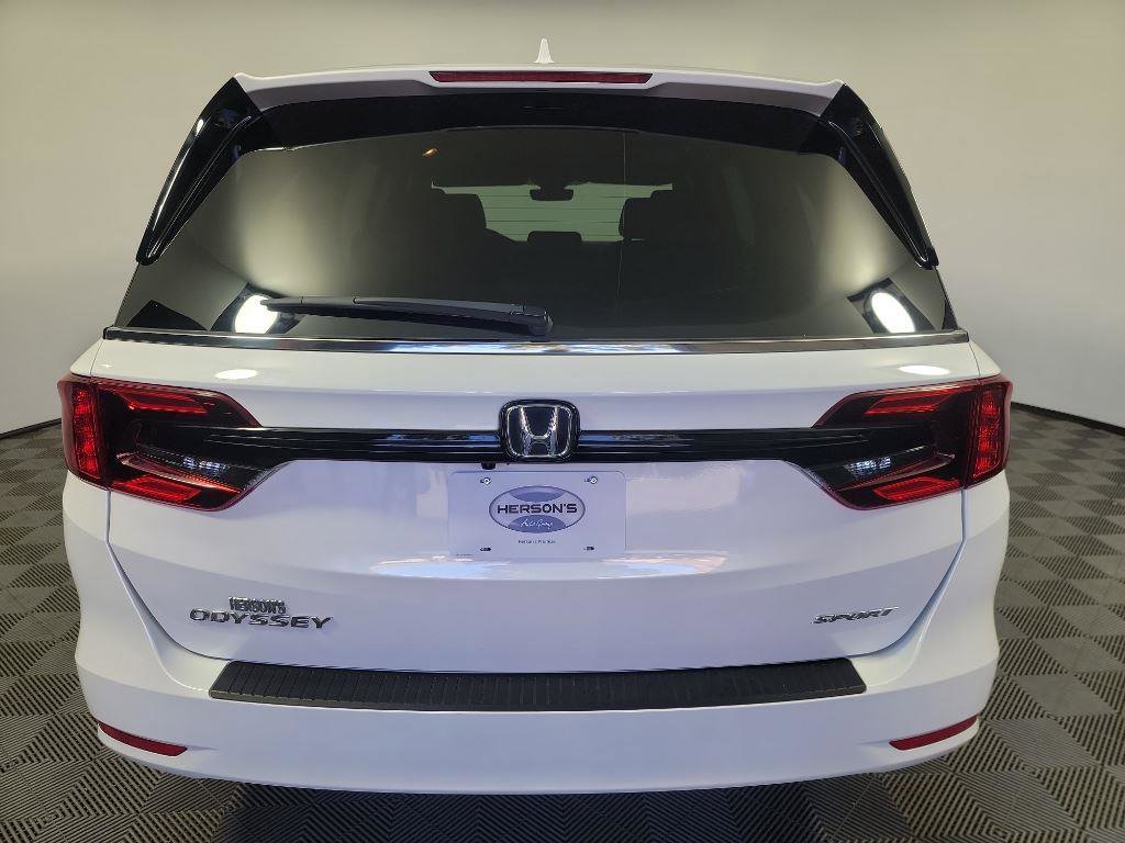Certified 2024 Honda Odyssey Sport image 5