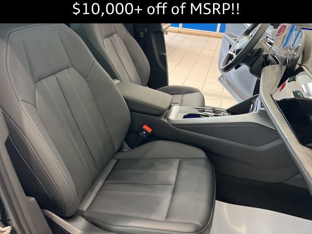 Used 2025 Audi Q5 Premium AWD/4WD image 22