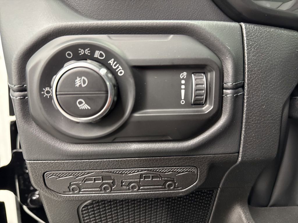 New 2026 Jeep Gladiator Sport image 17