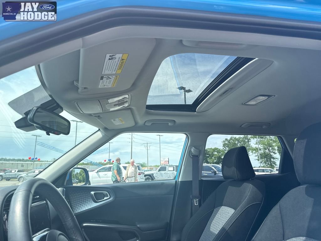 Used 2025 Kia Soul EX FWD image 33