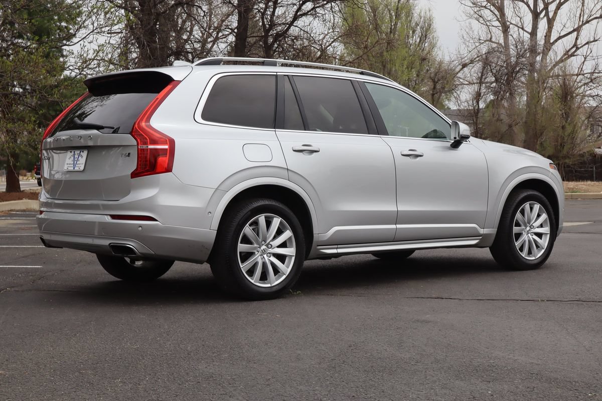 Used 2018 Volvo XC90 T6 Momentum w/ Convenience Package AWD/4WD image 5