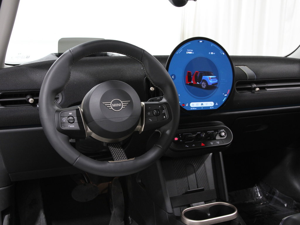 Certified 2025 MINI Cooper S image 6