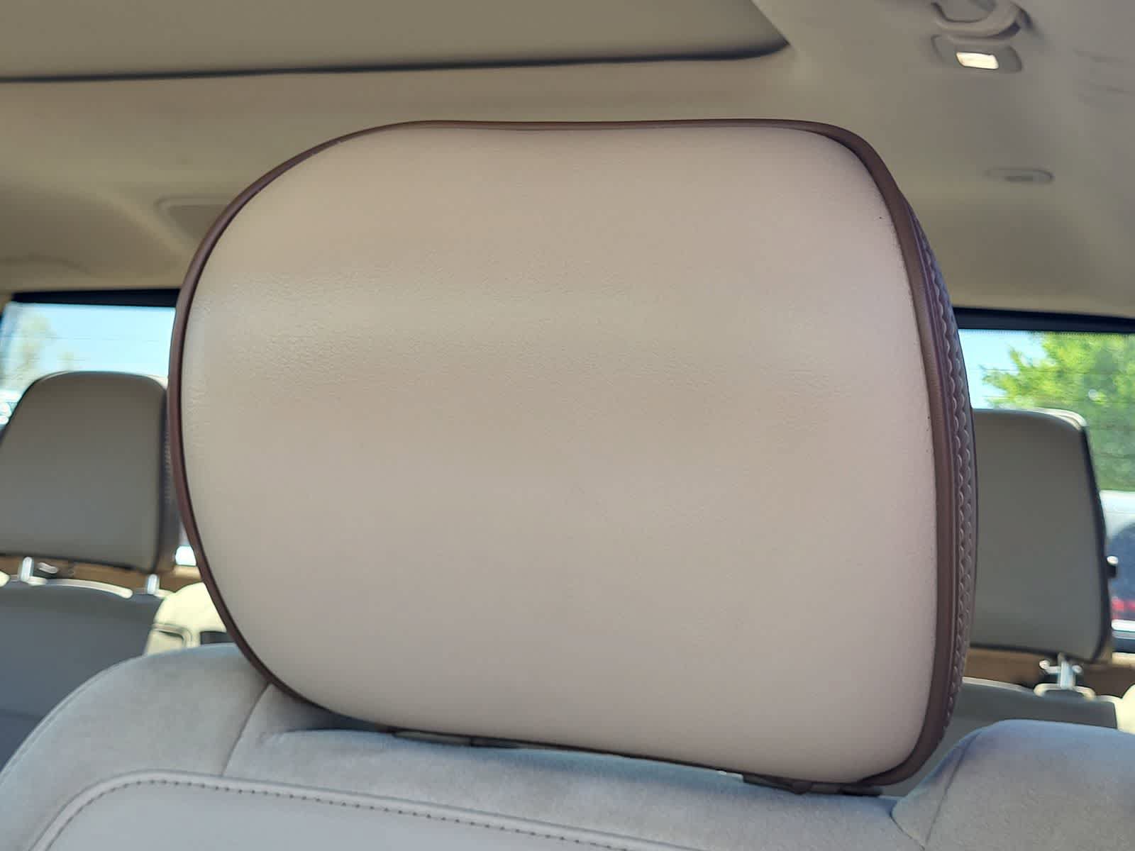 Used 2019 RAM 1500 Laramie AWD/4WD image 13