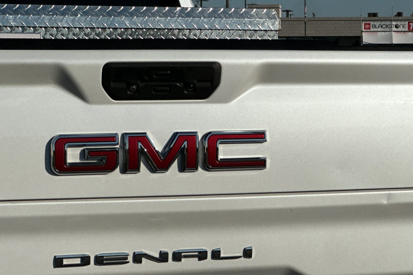 Used 2022 GMC Sierra 1500 Denali w/ Denali Reserve Package AWD/4WD image 26