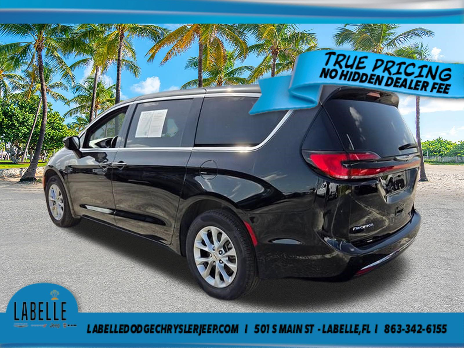Used 2025 Chrysler Pacifica Select AWD/4WD image 5